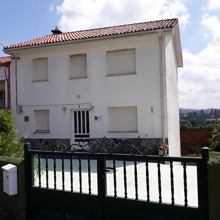 הוילה סנטיאגו דה קומפוסטלה Casa Tia Lola מראה חיצוני תמונה
